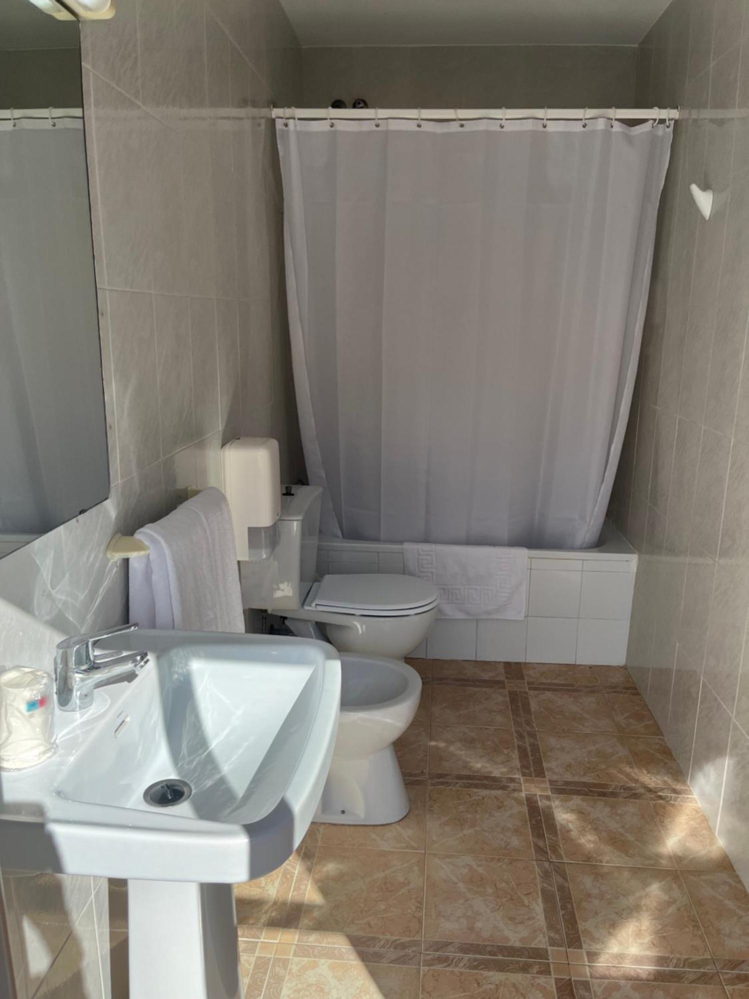 Hostal Barbate Eksteriør bilde