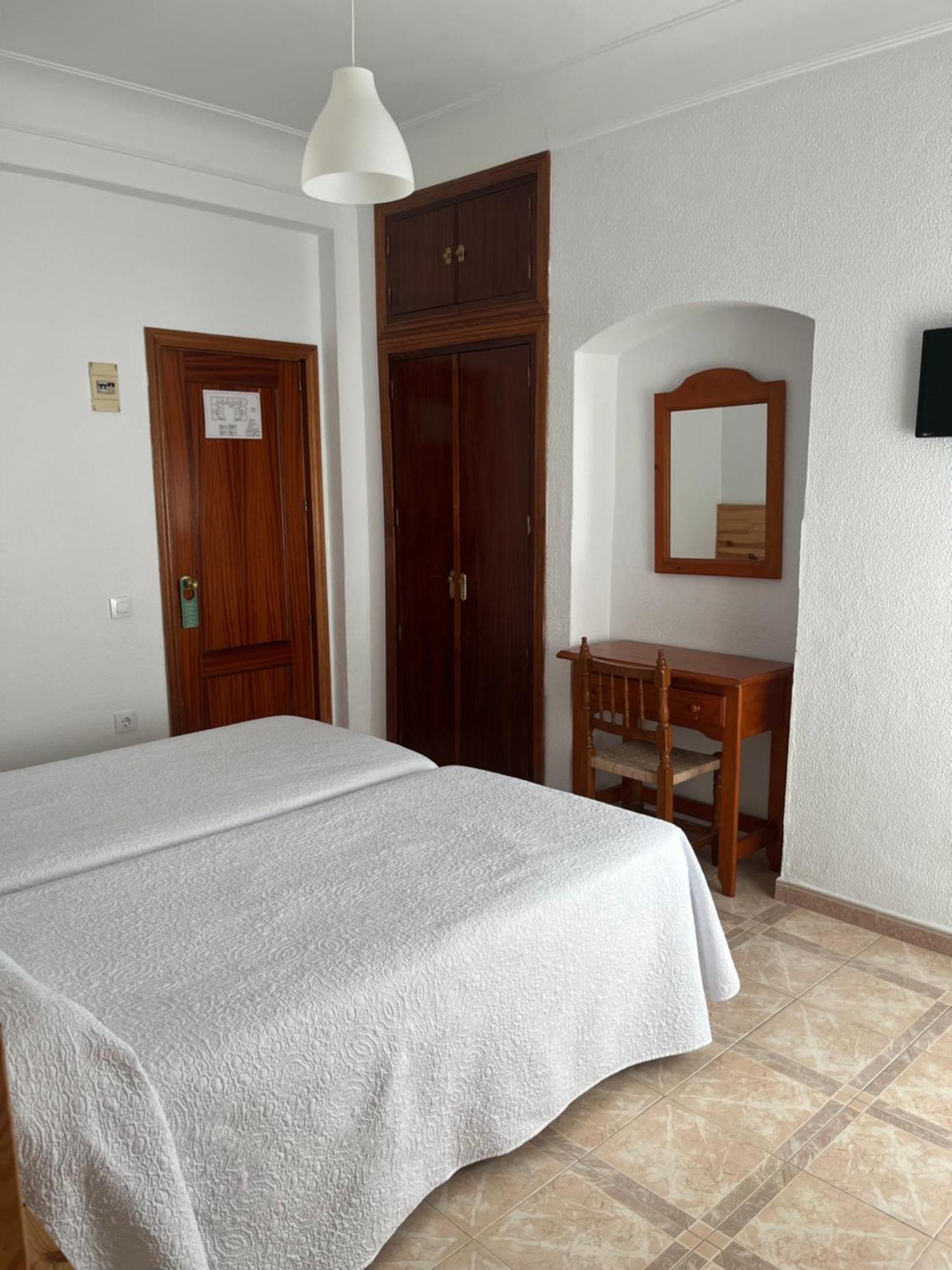 Hostal Barbate Eksteriør bilde